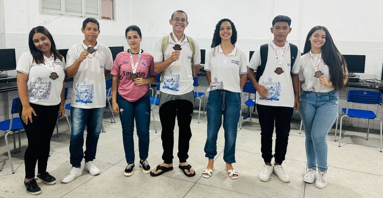 Alunos da Paraíba recebem medalhas da Olimpíada Brasileira de Informática