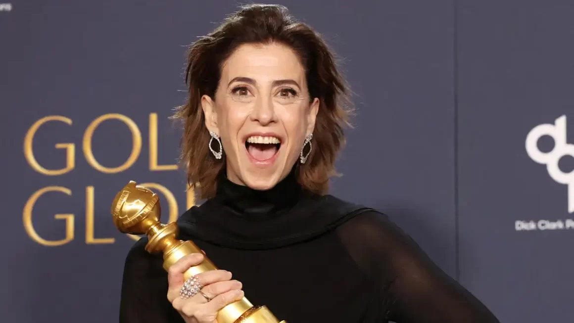 Fernanda Torres leva Globo de Ouro por atuação em Ainda Estou Aqui